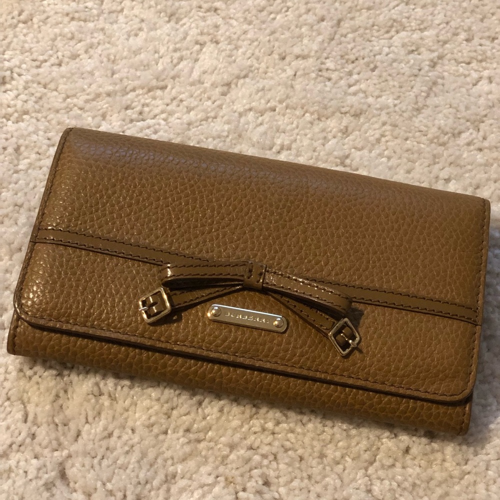Burberry leather wallet *make an offer*